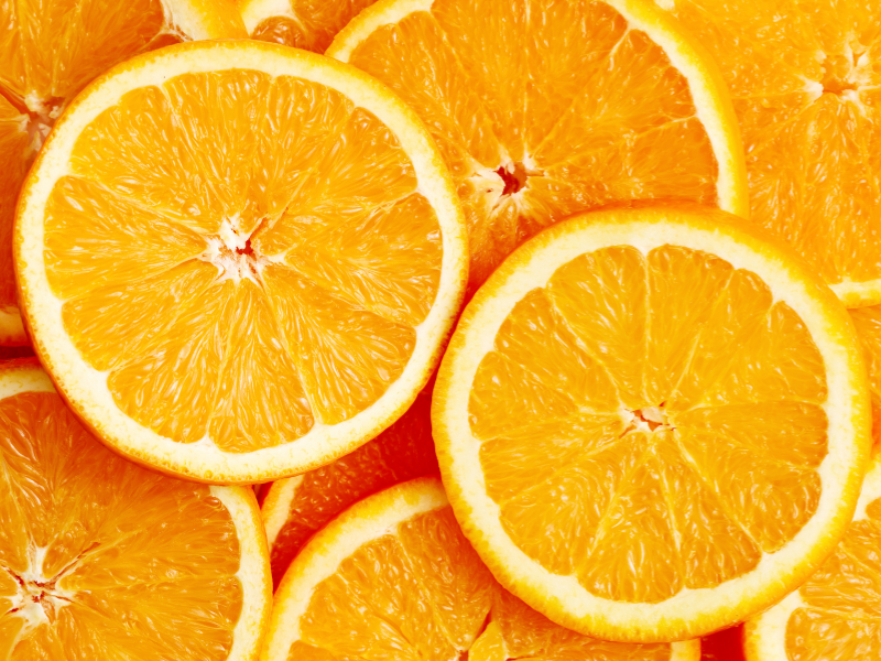 Ihanan keltaisia appelsiininsiivuja