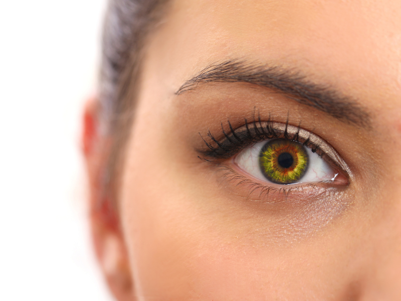 Silm&auml;voiteet y&ouml;ksi kuiville silmille